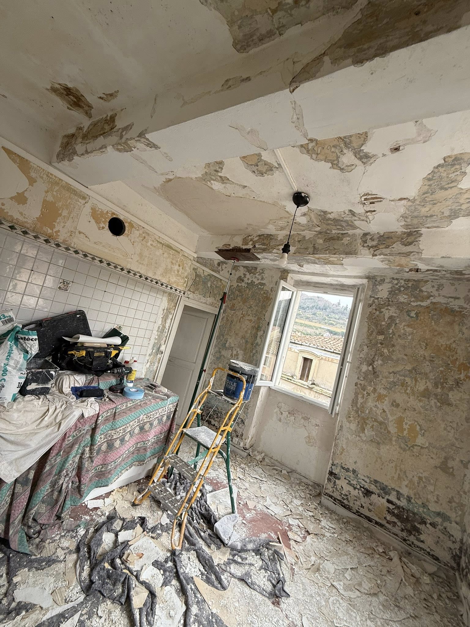 Projet crépi mur 1 avant travaux